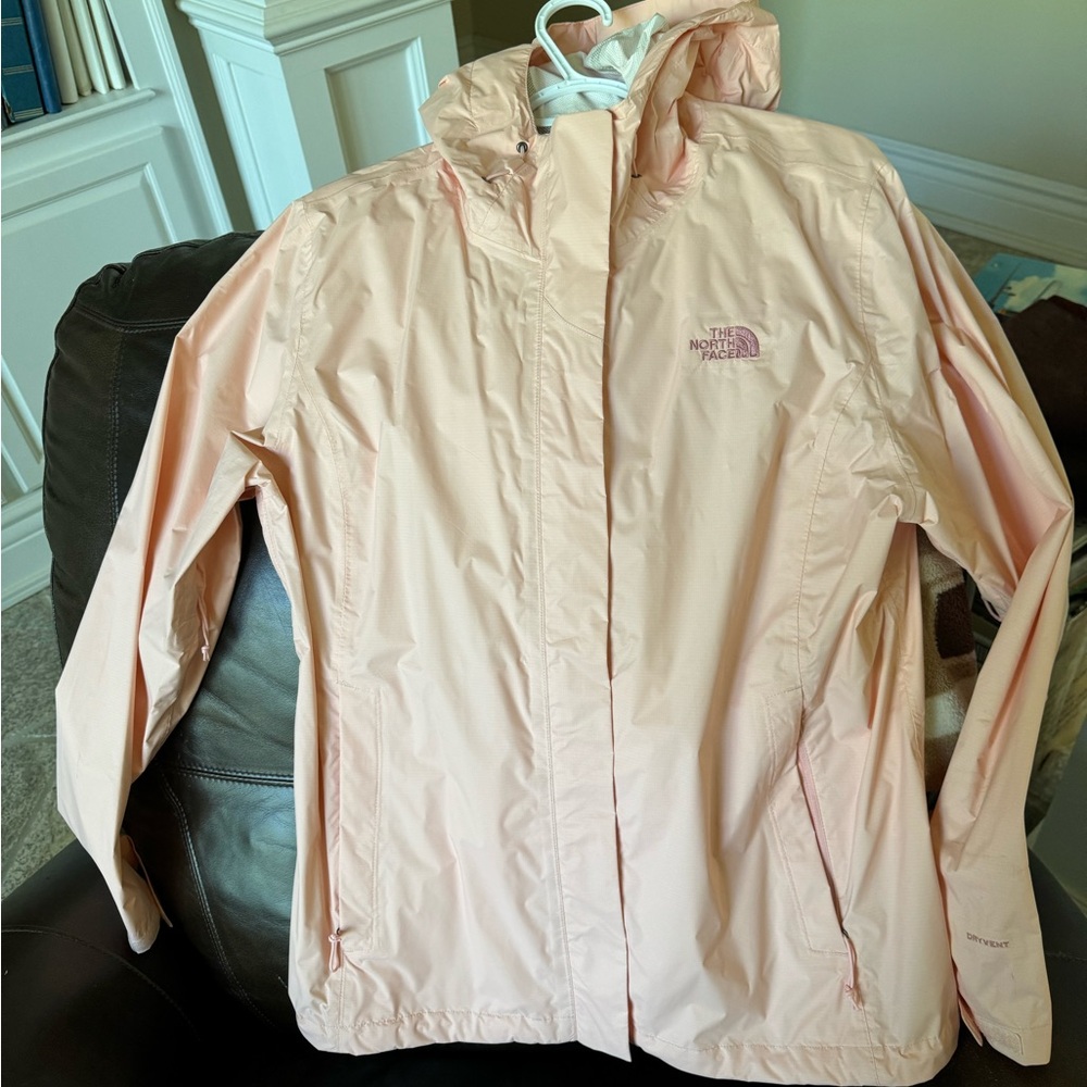 The North Face Women's Light Pink Hooded Rain Jacket